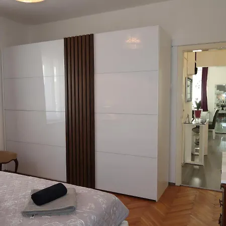 Apartmán Goldy Solin